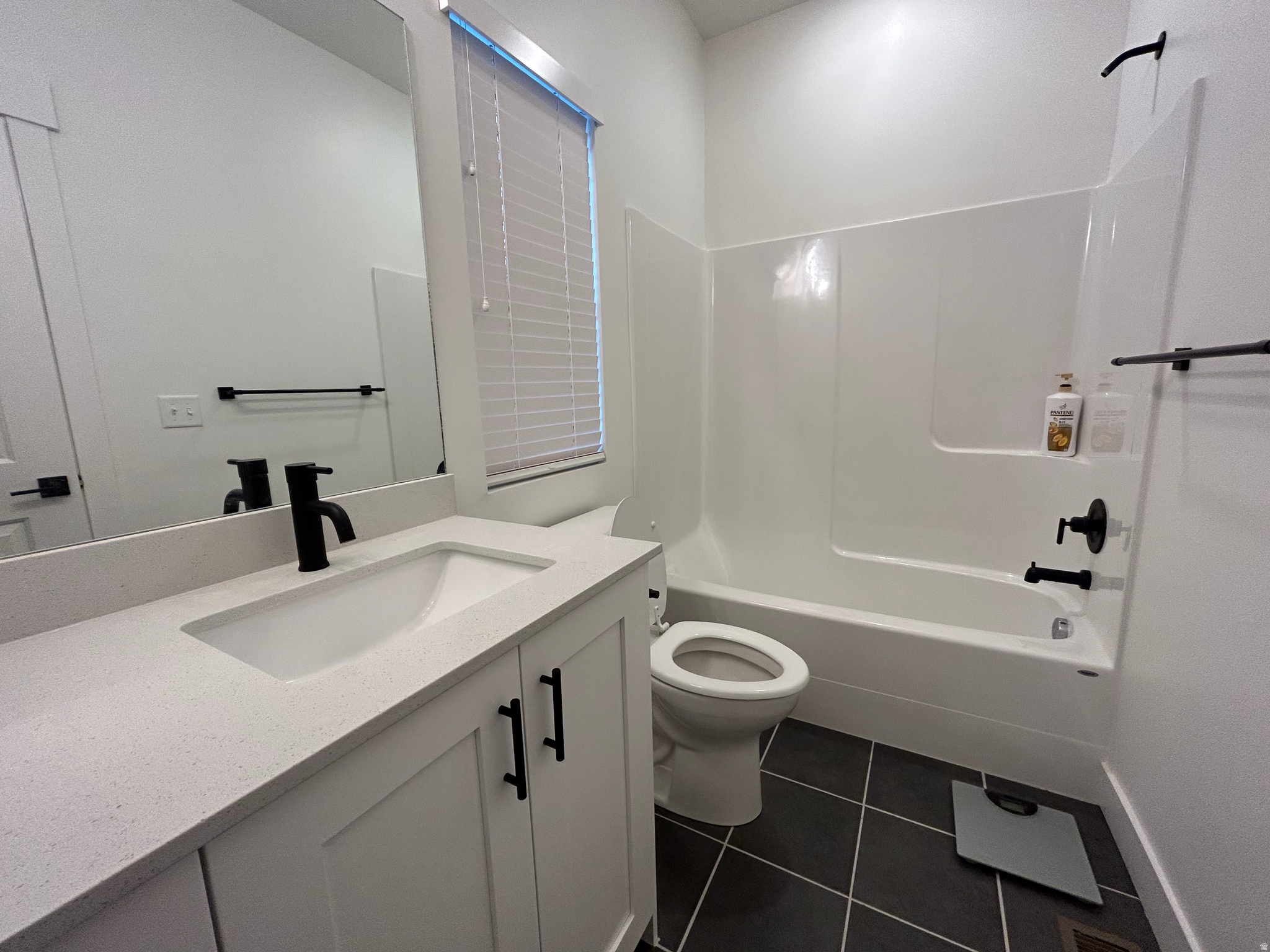 TOWNES AT VANTAGE POINT - Residential