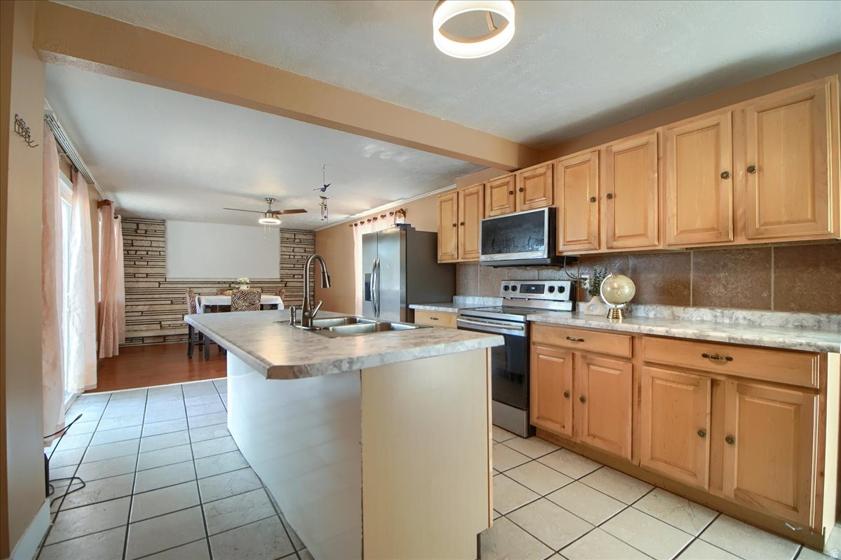 SOUTH SALT LAKE - Residential