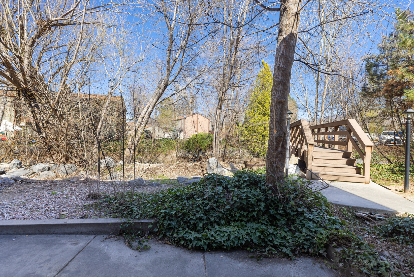 WILLOWS CONDM - Residential