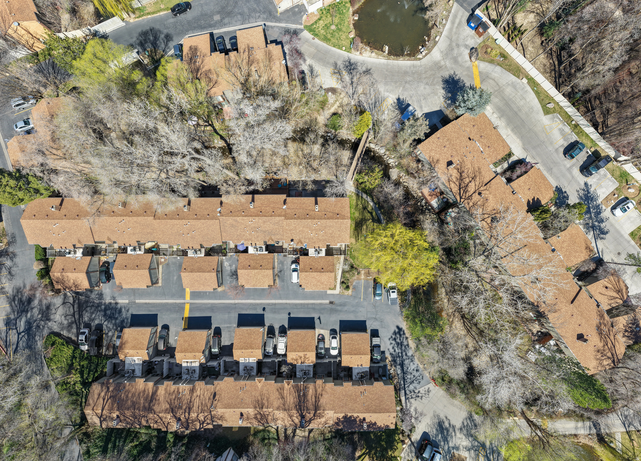 WILLOWS CONDM - Residential