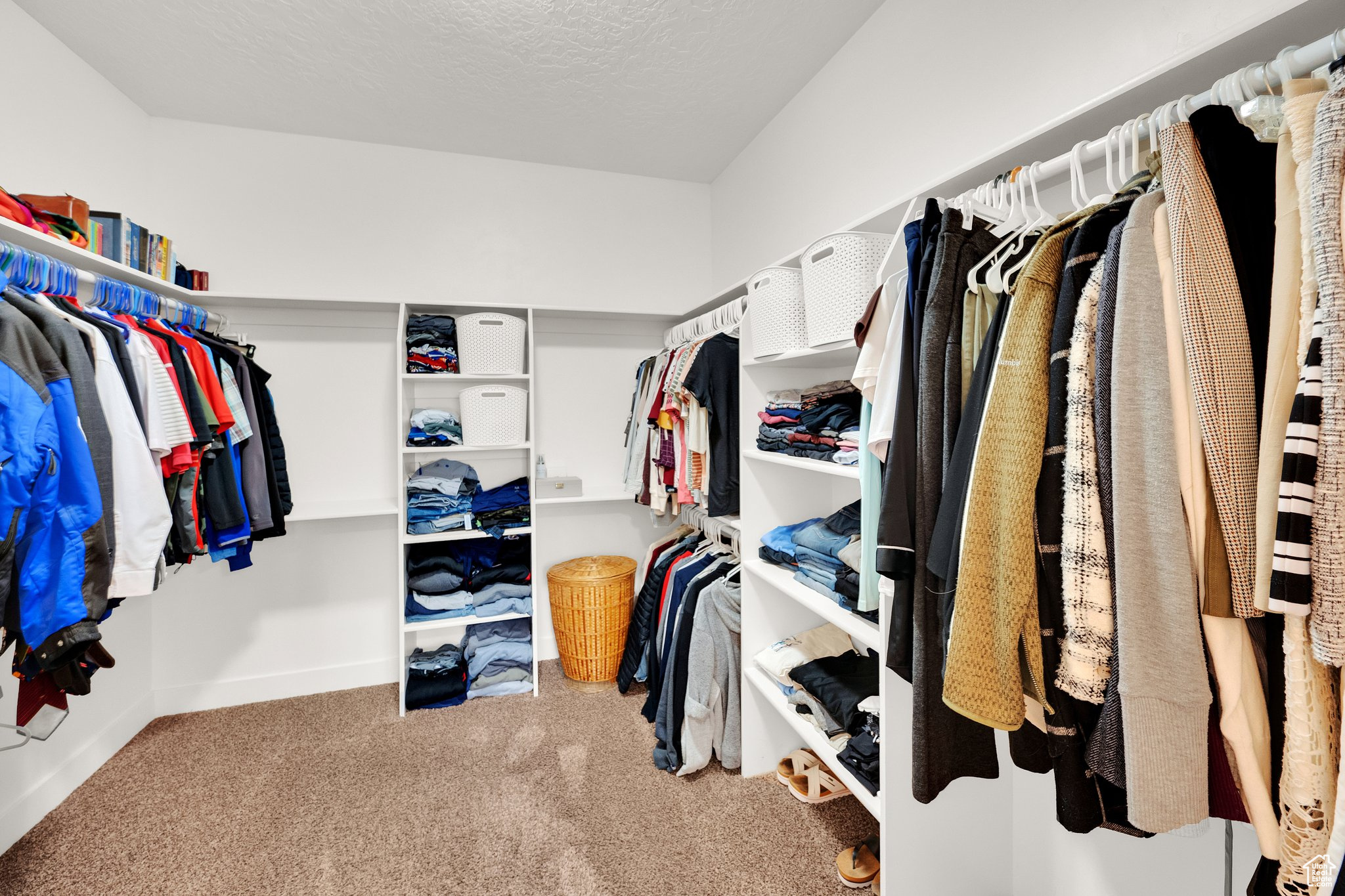 MOUNT LOAFER VIEW - Residential