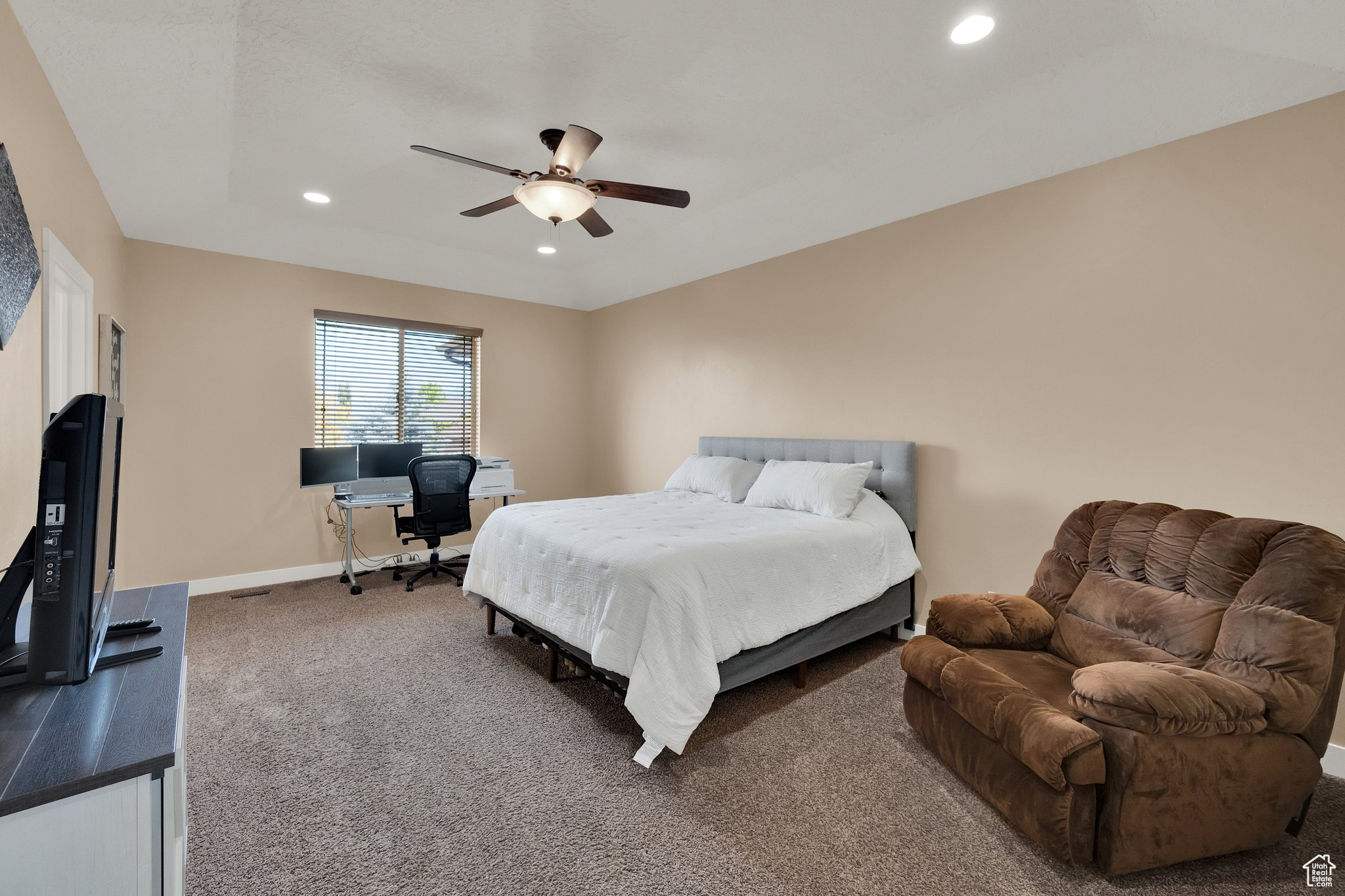 MOUNT LOAFER VIEW - Residential