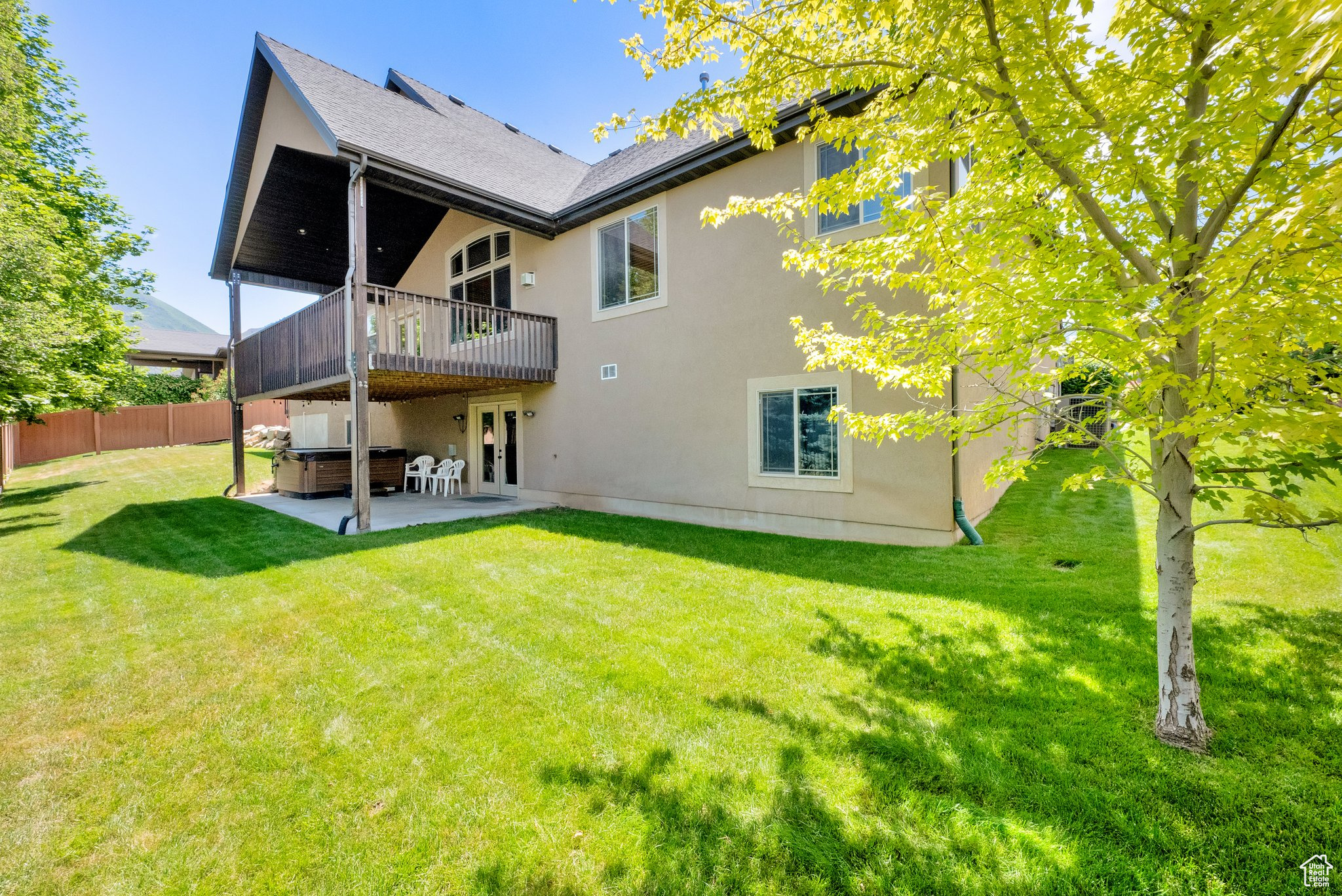 MOUNT LOAFER VIEW - Residential