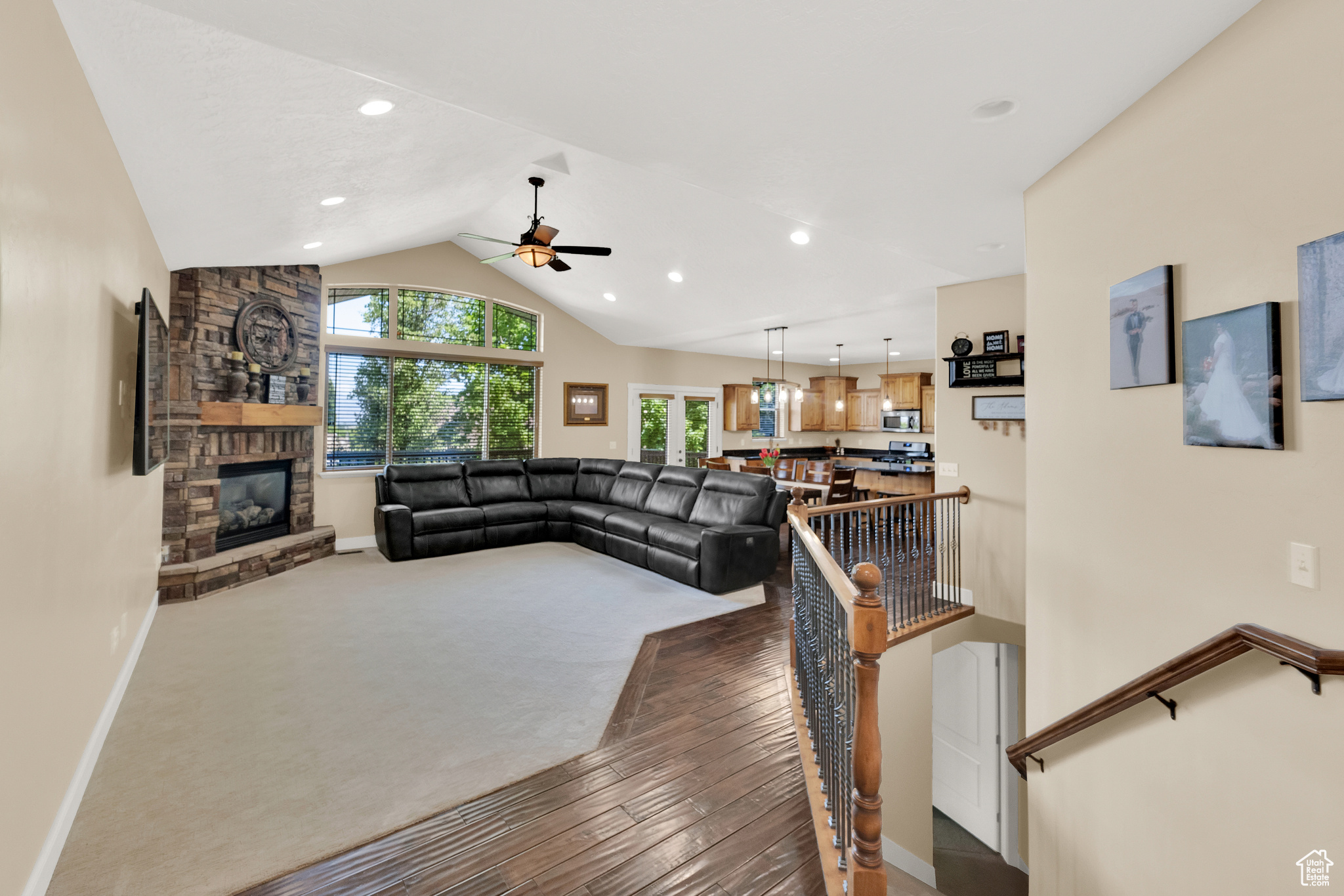 MOUNT LOAFER VIEW - Residential