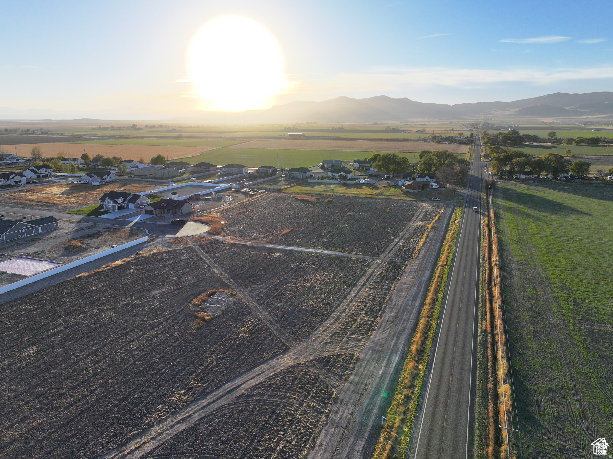 BECKAMS EDGE PHASE 2 - Land