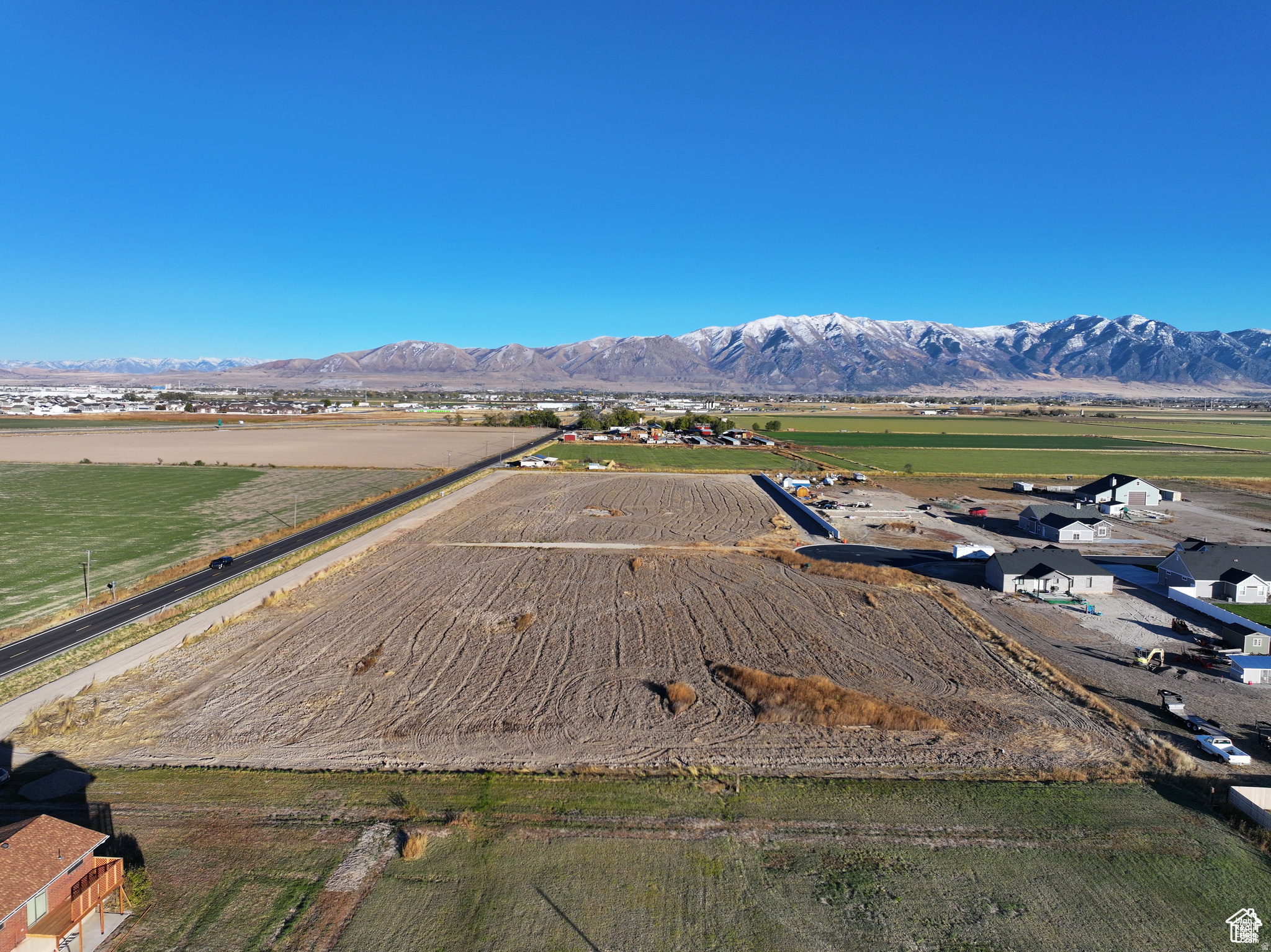 BECKAMS EDGE PHASE 2 - Land