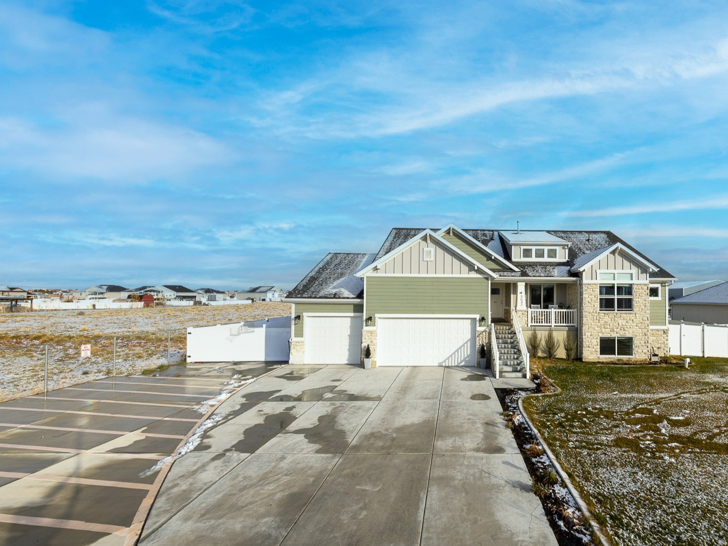 SILVER SADDLE - Residential