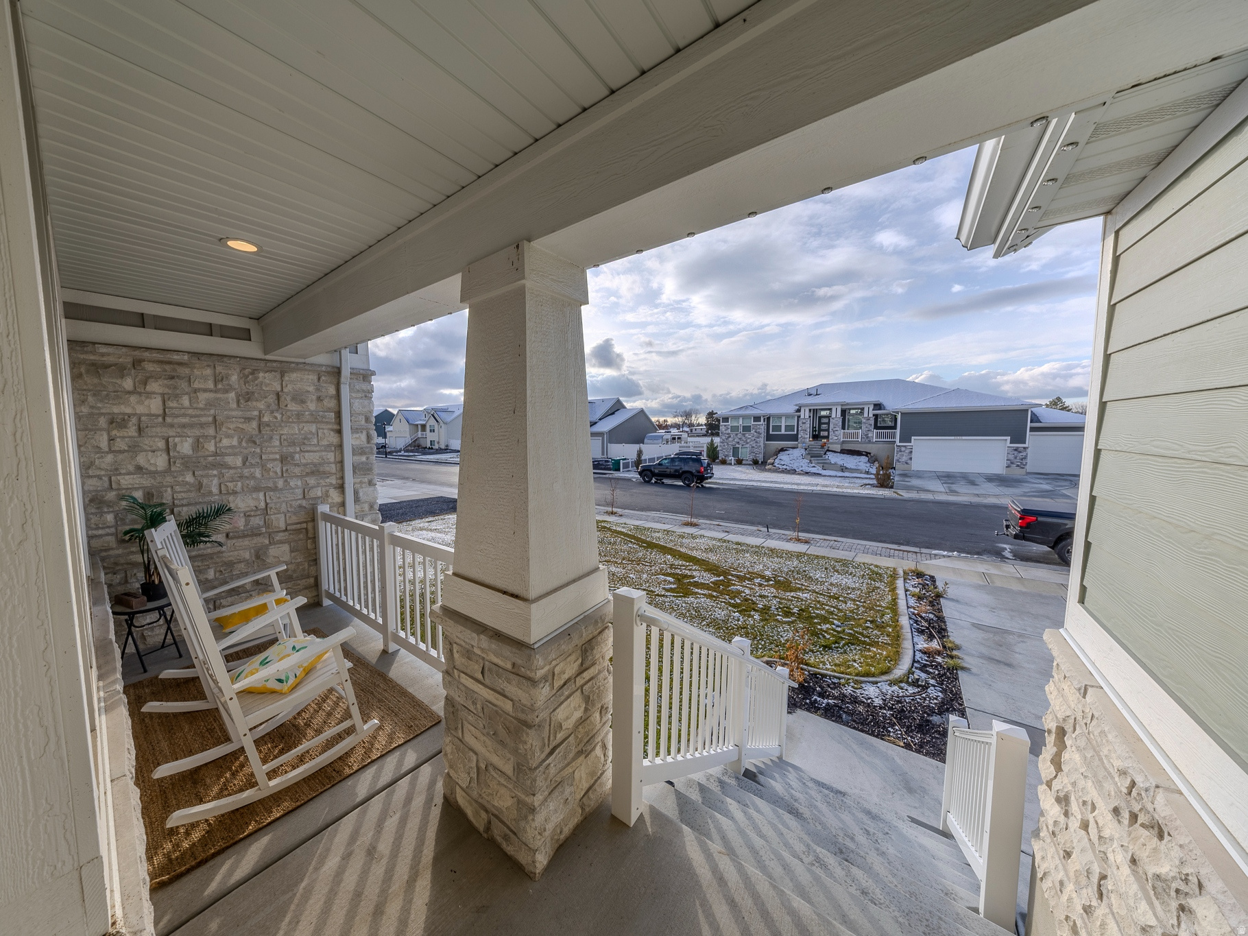 SILVER SADDLE - Residential