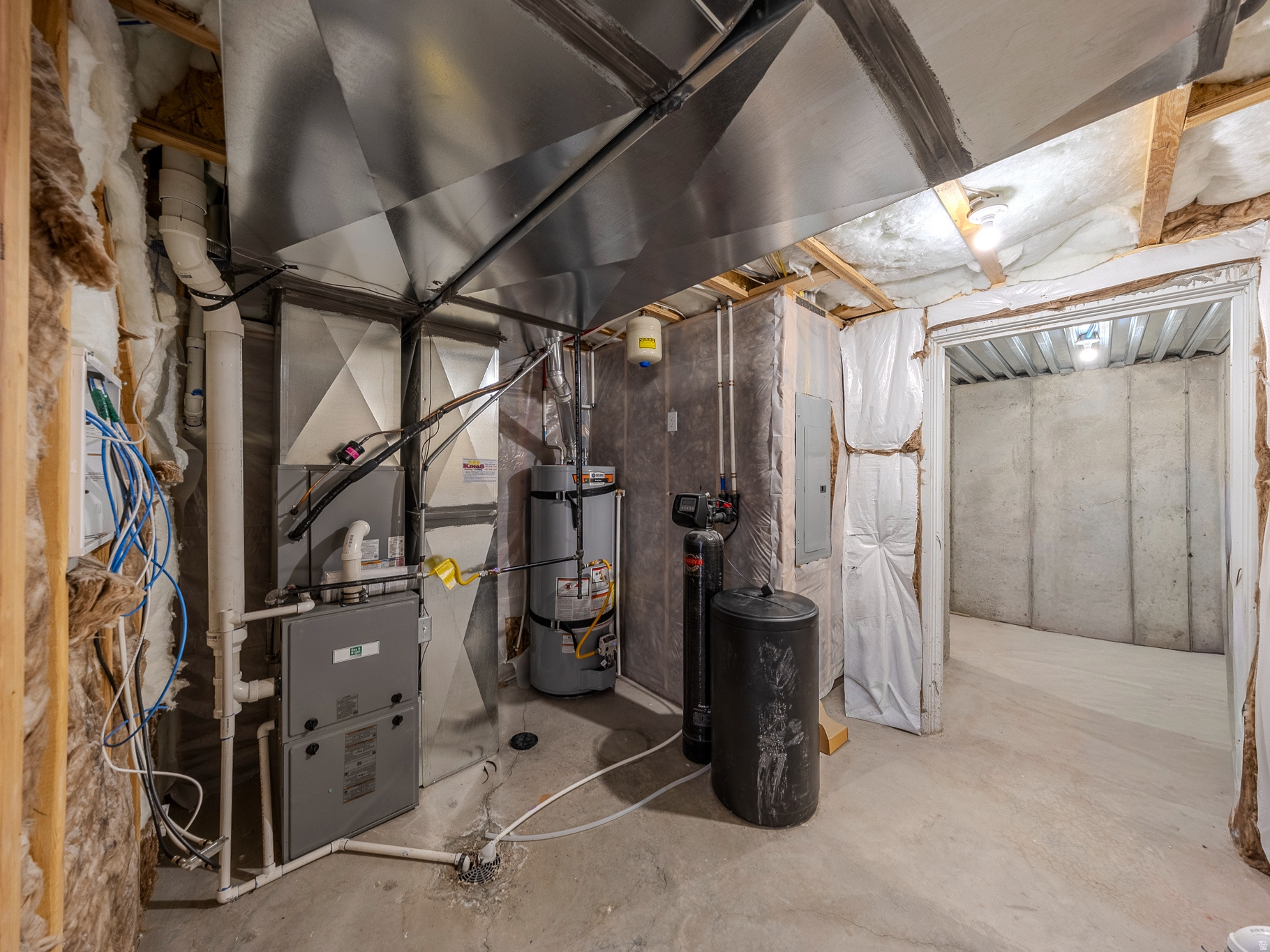 SILVER SADDLE - Residential