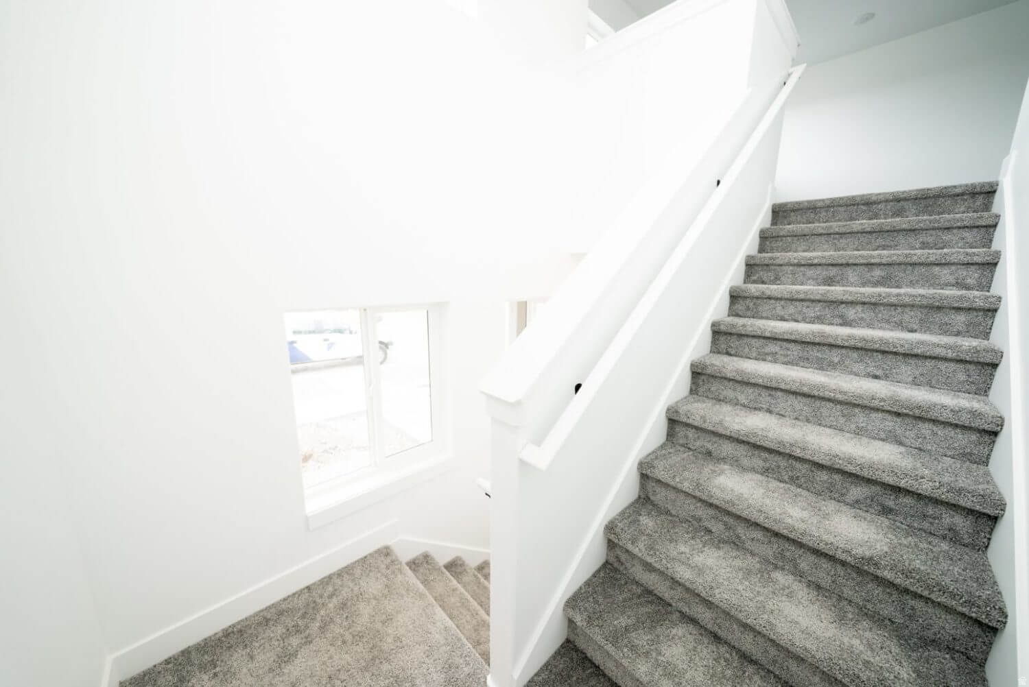 SMILING H - Residential