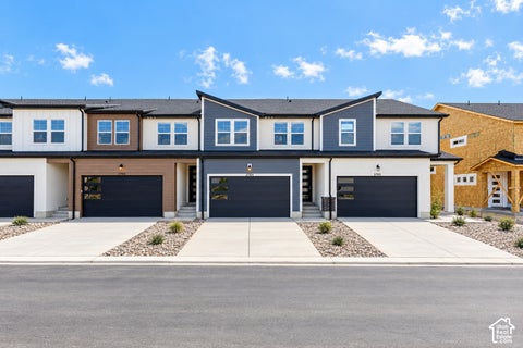 Townhouse For Sale - 3764 S Amaranth Rd #127<br/> West Valley City, UT 84119