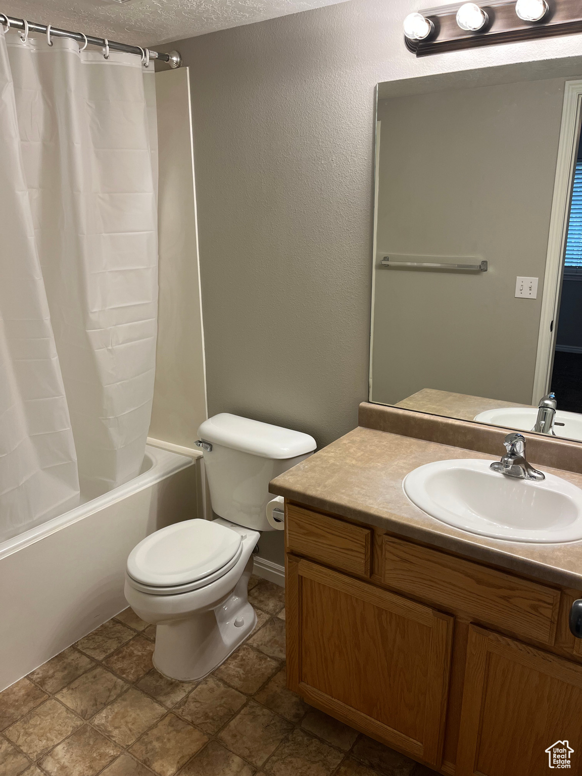 GATEWAY VILLAGE - Residential