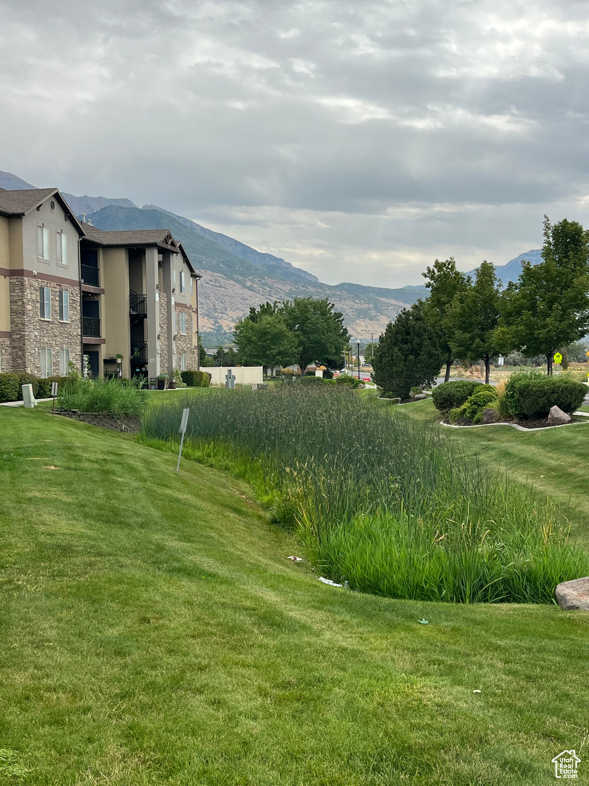 GATEWAY VILLAGE - Residential