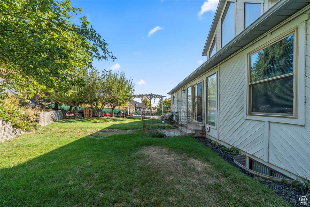 AUTUMN COVE - Residential
