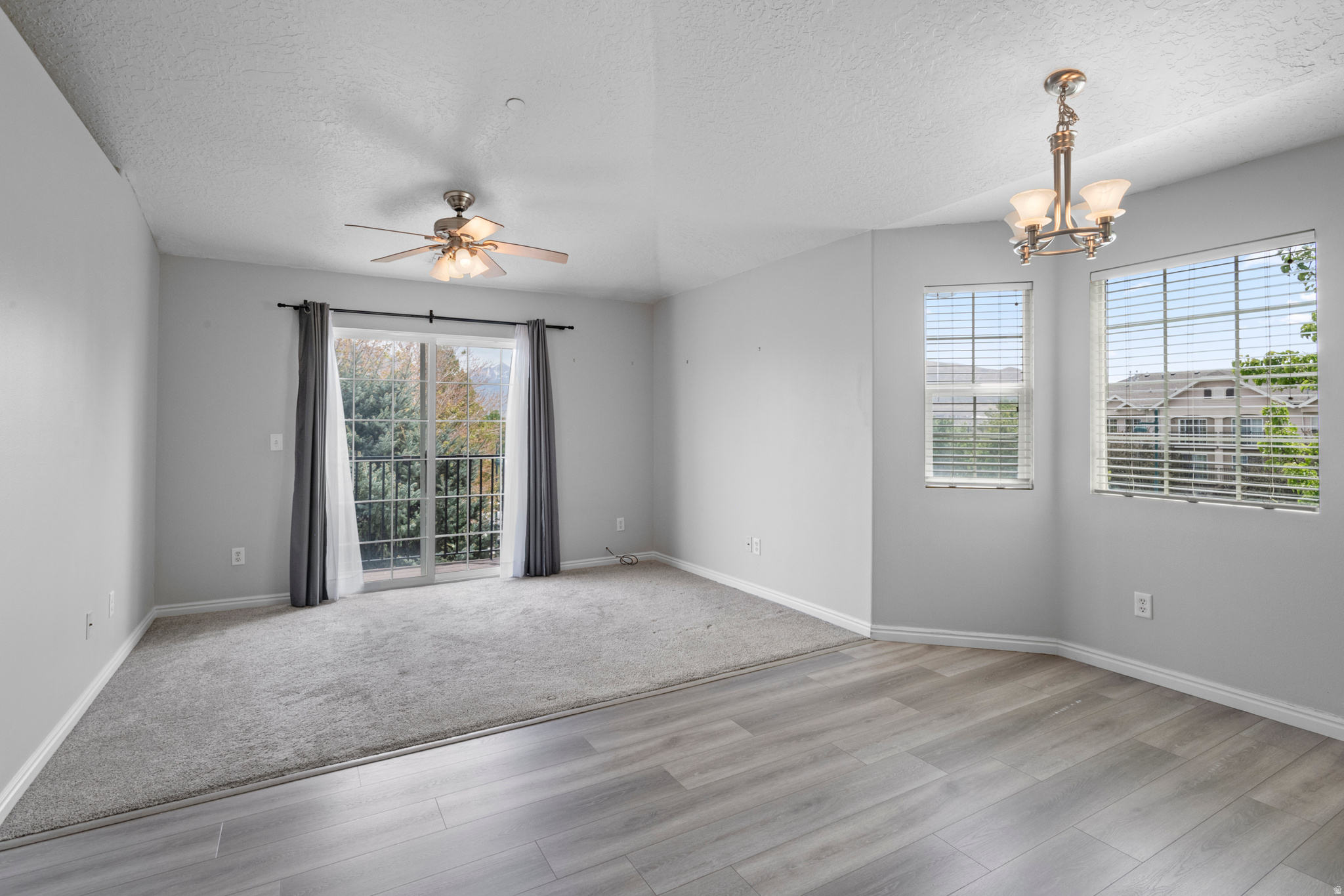 VINTAGE ON THE BLUFF - Residential