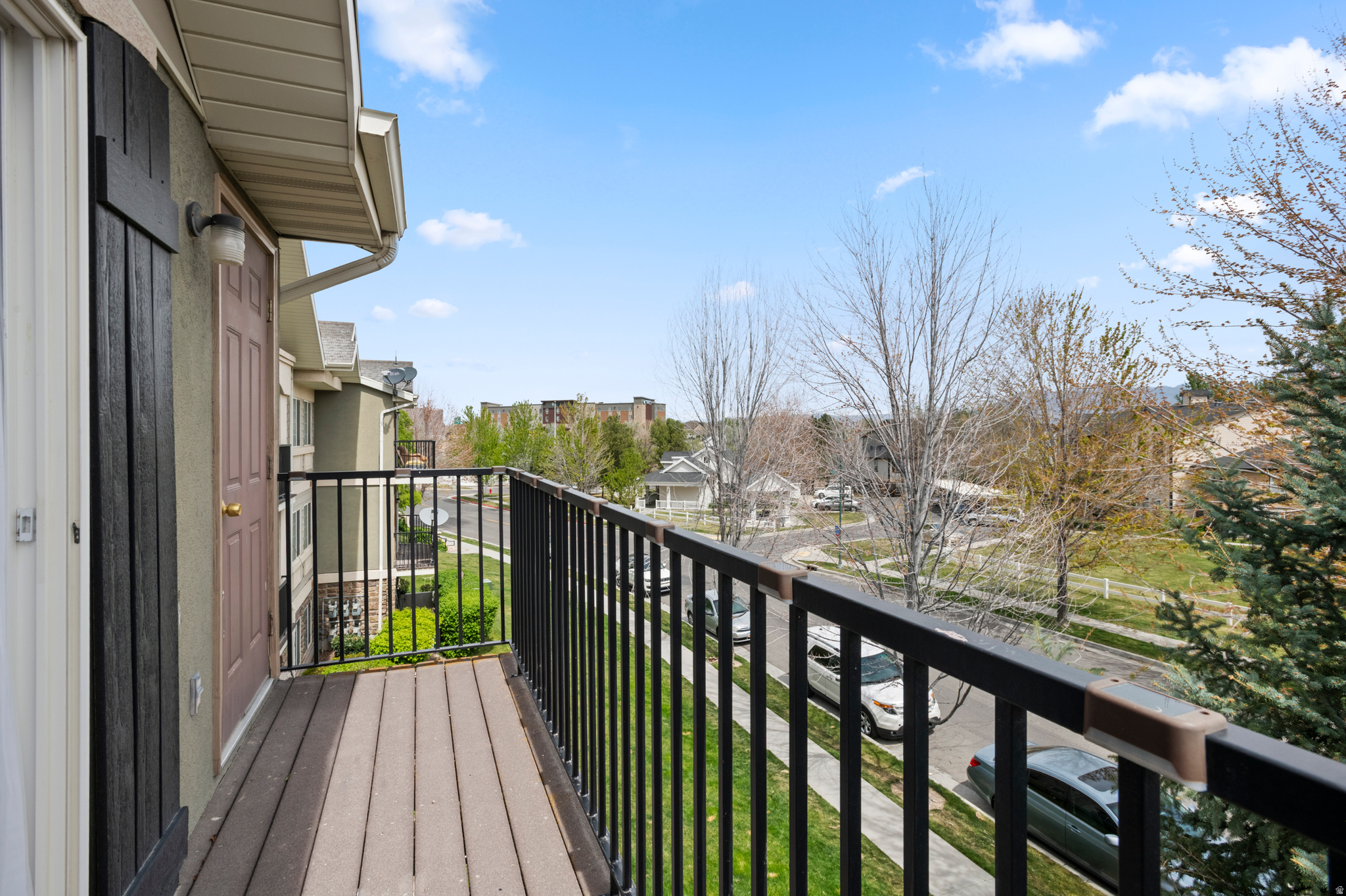 VINTAGE ON THE BLUFF - Residential