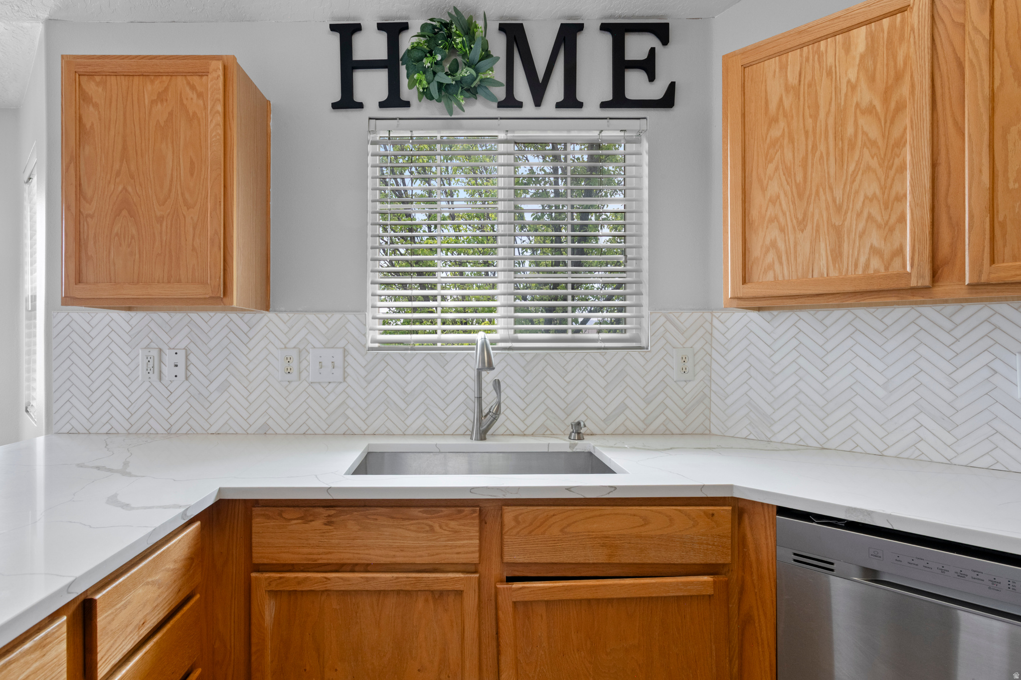 VINTAGE ON THE BLUFF - Residential