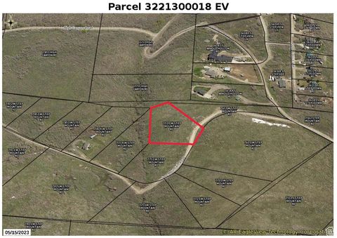 Photo of 7720 W STEP MOUNTAIN RD, Herriman, UT 84096 (MLS # 1982002) Photo of 7720 W STEP MOUNTAIN RD, Herriman, UT 84096 (MLS # 1982002)