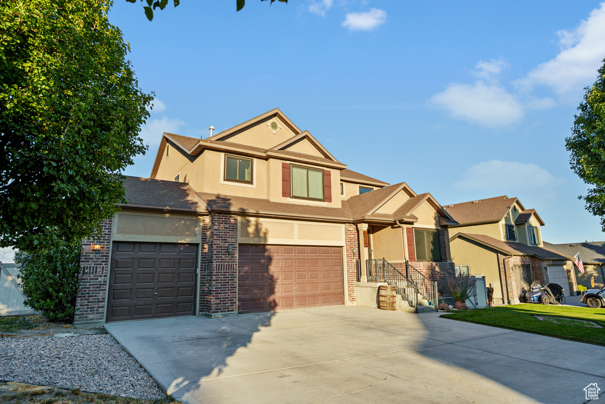 SILVER LAKE - Residential