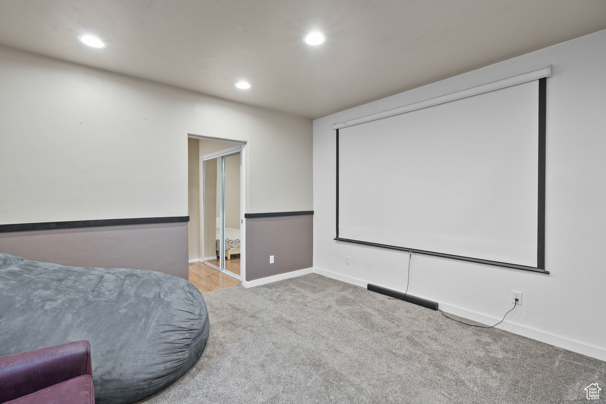 SILVER LAKE - Residential