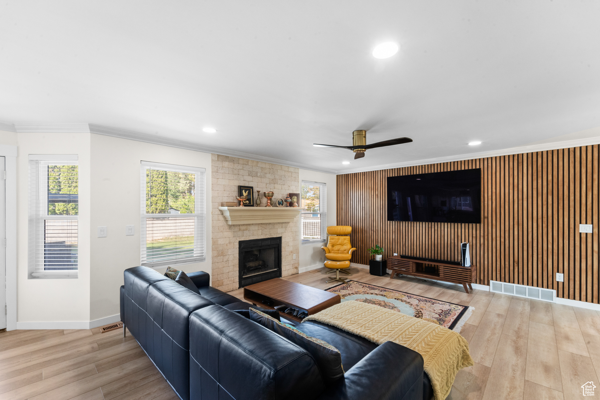 VISTA VIEW - Residential