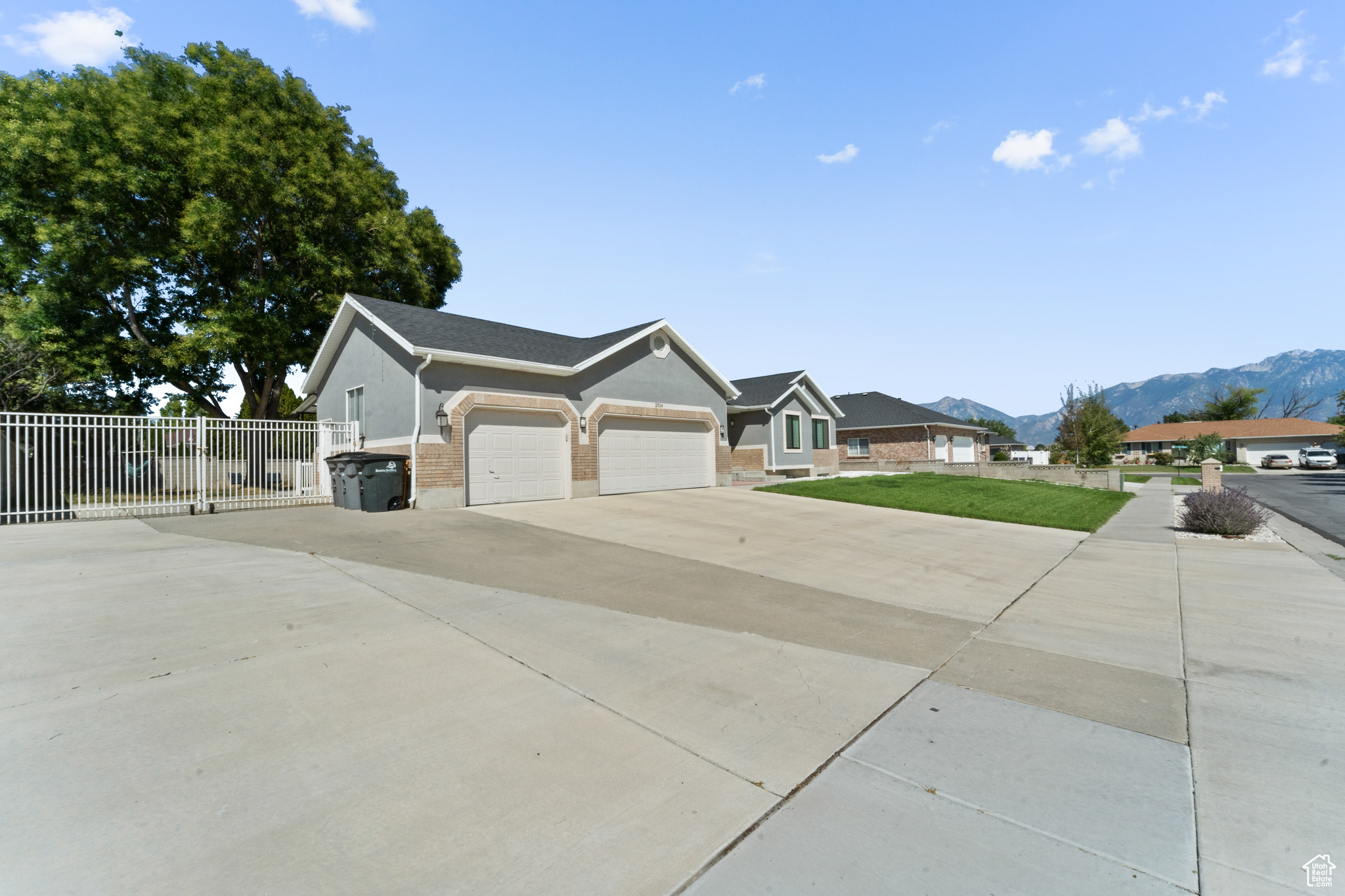 VISTA VIEW - Residential