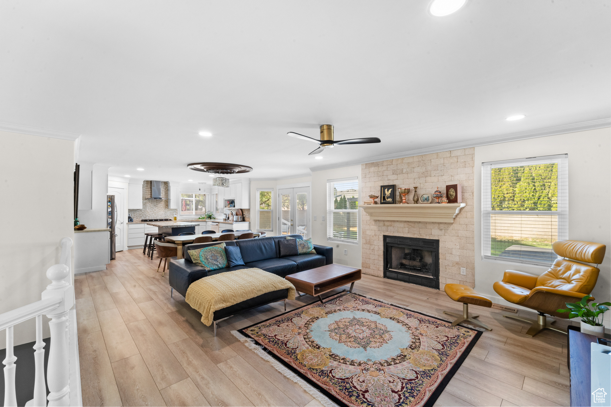VISTA VIEW - Residential