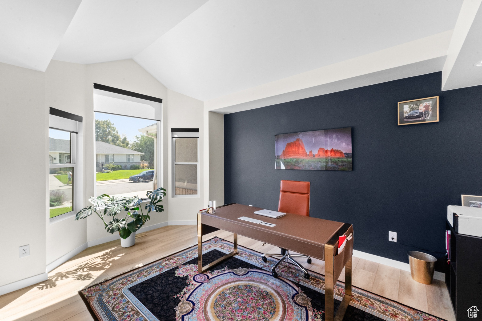 VISTA VIEW - Residential