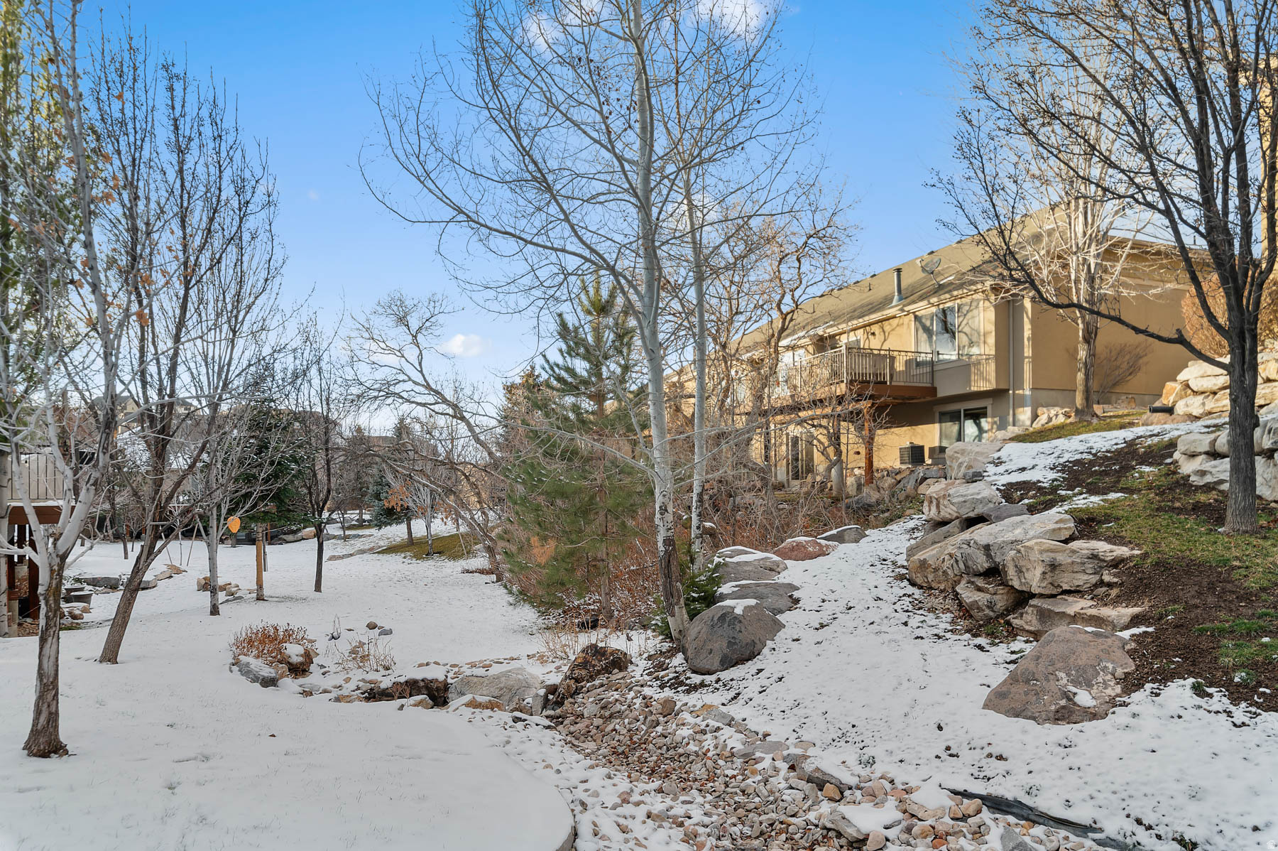 THE COVE AT LITTLE VALLEY - Residential