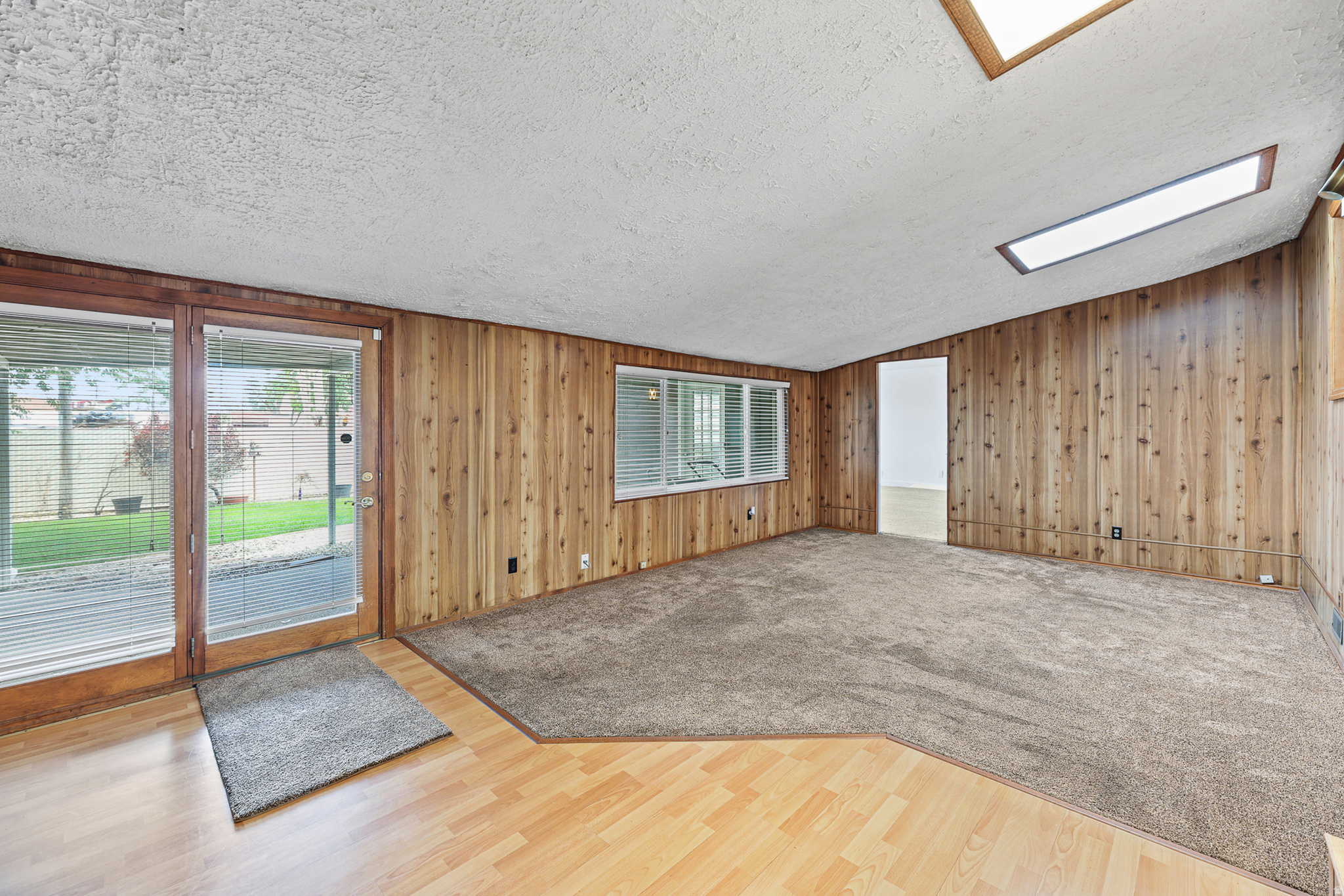 VALLEY  CENTER - Residential