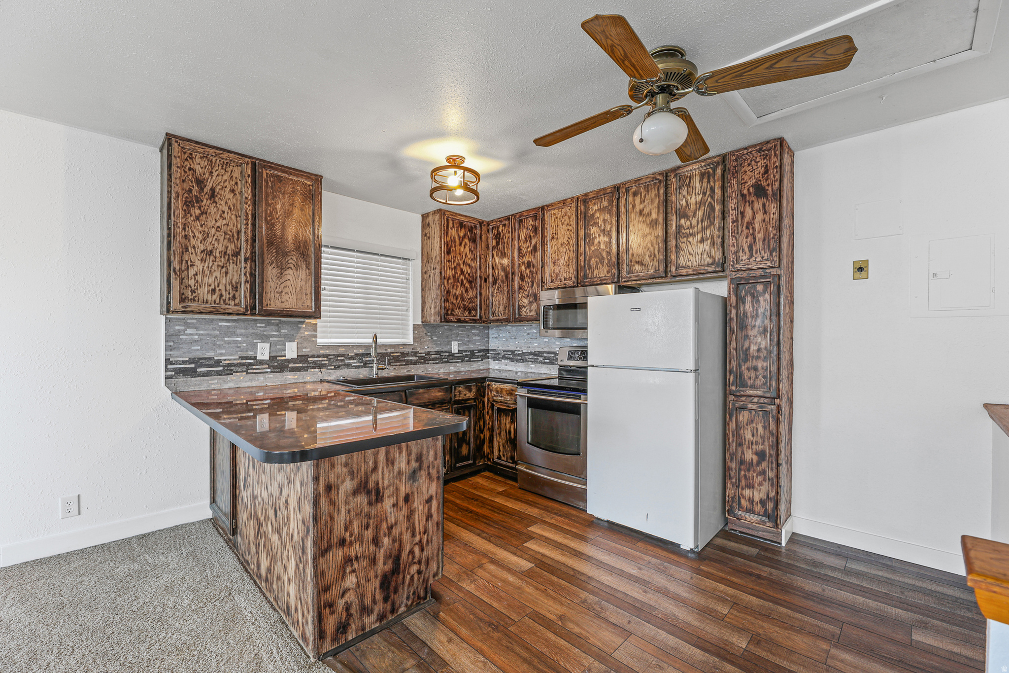 VALLEY  CENTER - Residential