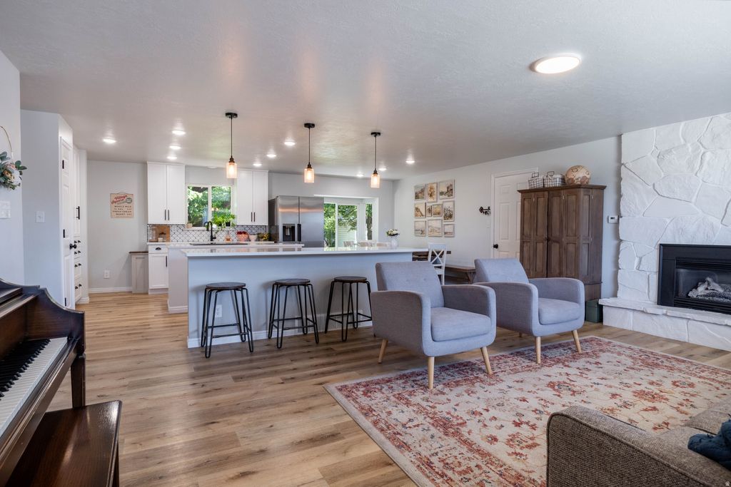 Photo of 976 N 560 E, Orem, UT 84097 (MLS # 2139194)