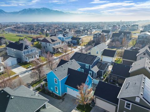 Tiny photo for 10426 S MILLERTON DR S, South Jordan, UT 84009 (MLS # 2124825)