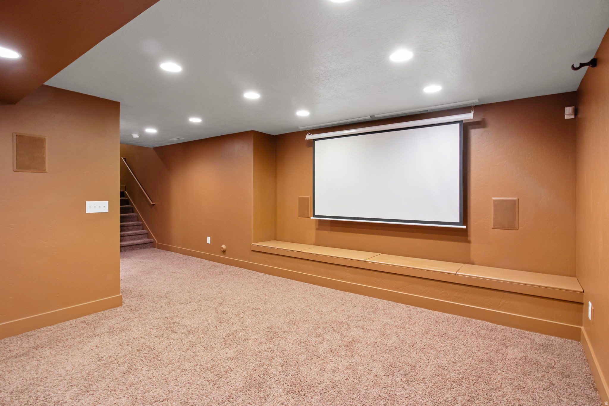 DAYBREAK - Residential