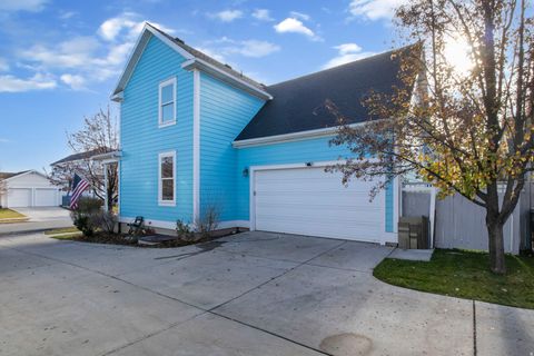 Tiny photo for 10426 S MILLERTON DR S, South Jordan, UT 84009 (MLS # 2124825)