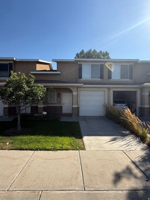 Photo of 715 W VILLA BLUFF DR S, Sandy, UT 84070 (MLS # 2180056)