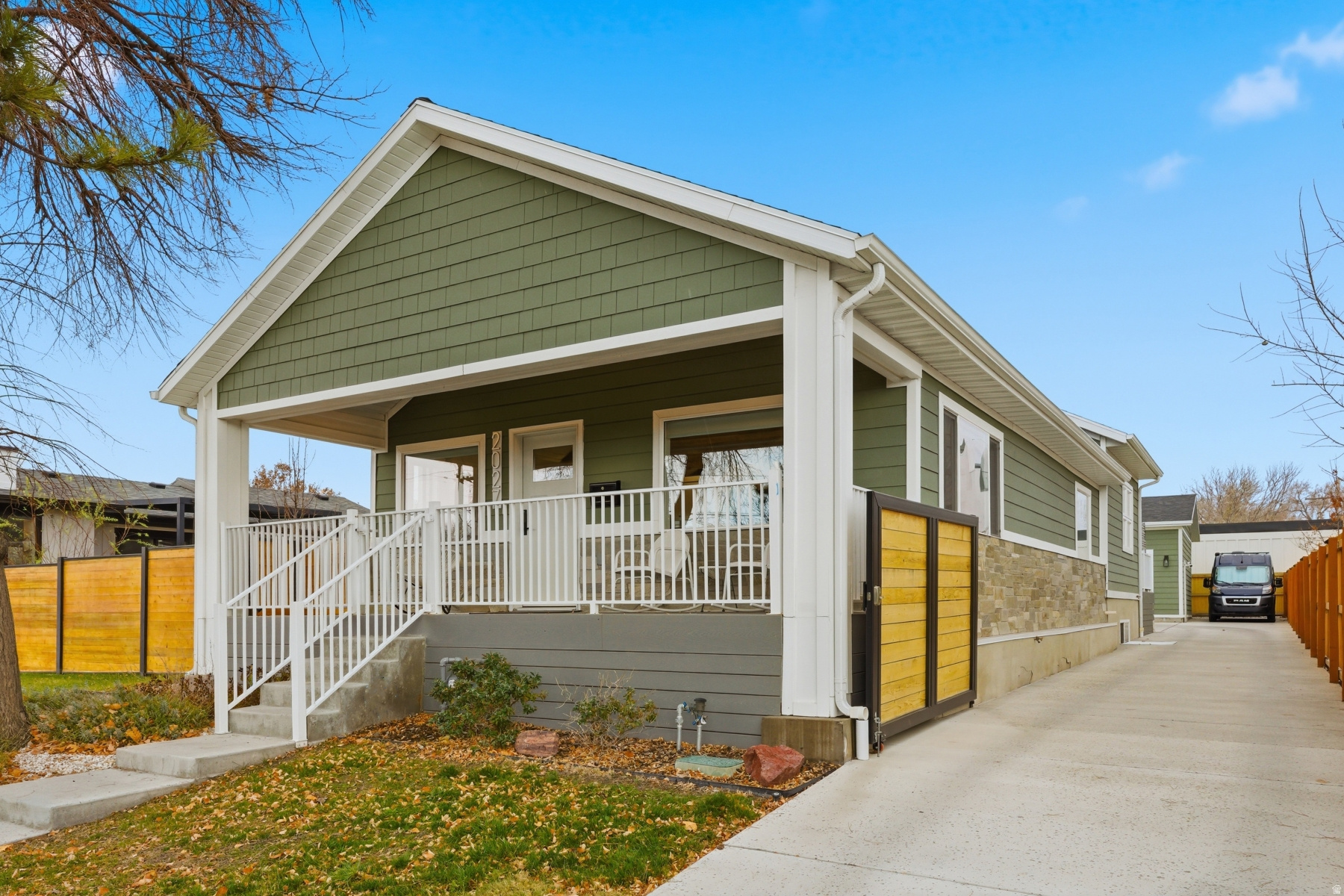 EAST WATERLOO - Residential