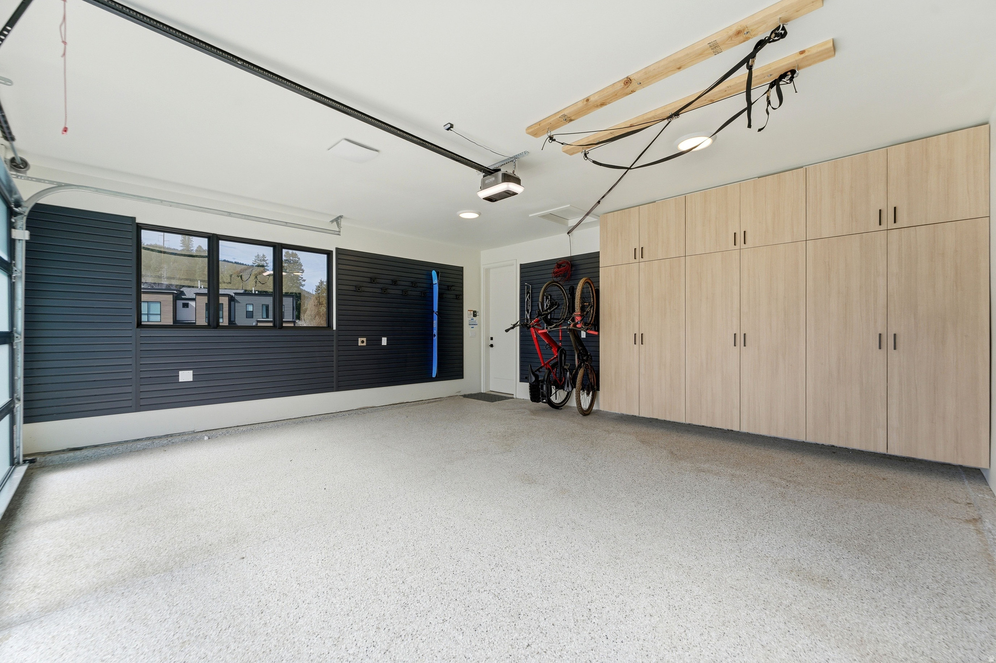 DISCOVERY RIDGE PHAS - Residential