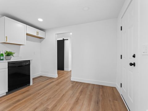 Tiny photo for 5245 S 900 E, Murray, UT 84117 (MLS # 2158880)