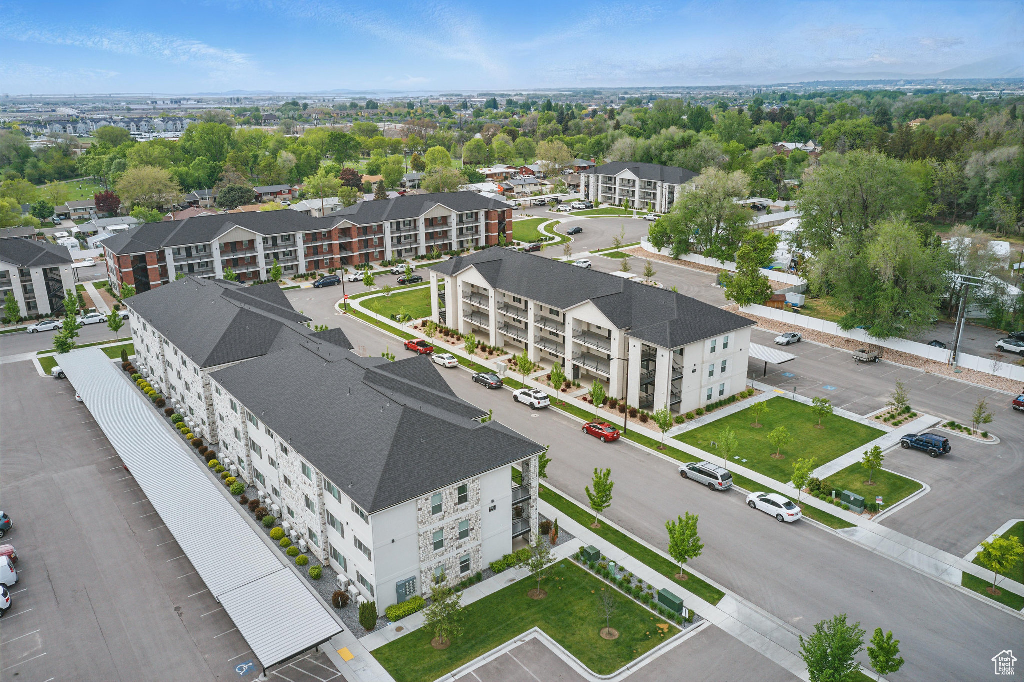 FOXRIDGE - Residential