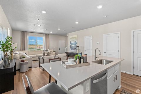 Tiny photo for 122 N RIVERSIDE DR #109, Saratoga Springs, UT 84045 (MLS # 2112135)