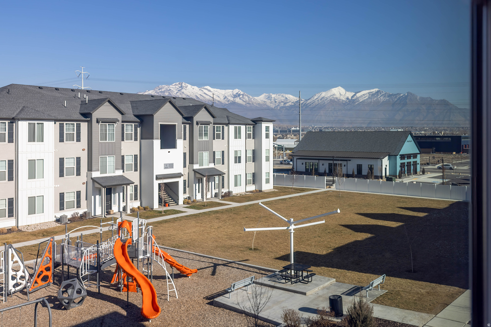 GARDNER POINT - Residential