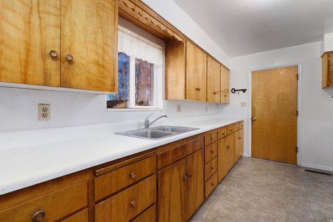 Tiny photo for 650 W 2ND AVE, Richfield, UT 84701 (MLS # 2144109)