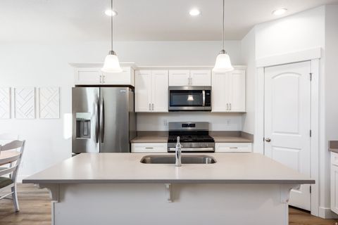 Tiny photo for 4613 W TEMPLAR DR, Herriman, UT 84096 (MLS # 2145962)