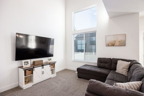 Tiny photo for 4613 W TEMPLAR DR, Herriman, UT 84096 (MLS # 2145962)