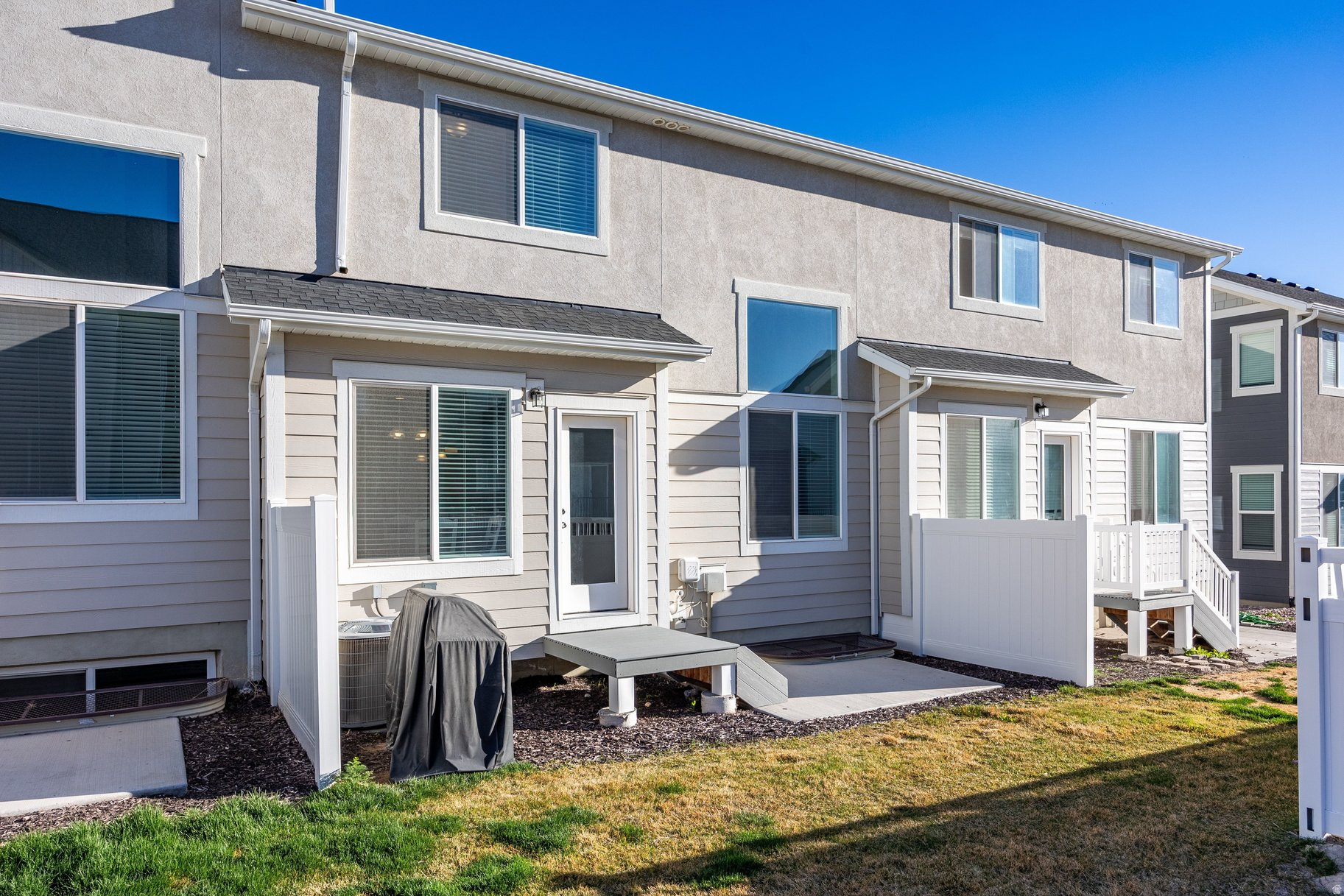 MOUNTAIN VIEW - Residential