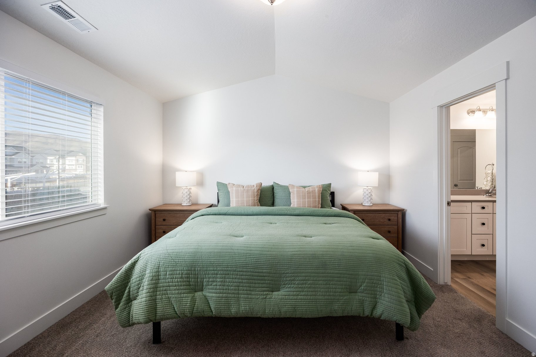 MOUNTAIN VIEW - Residential