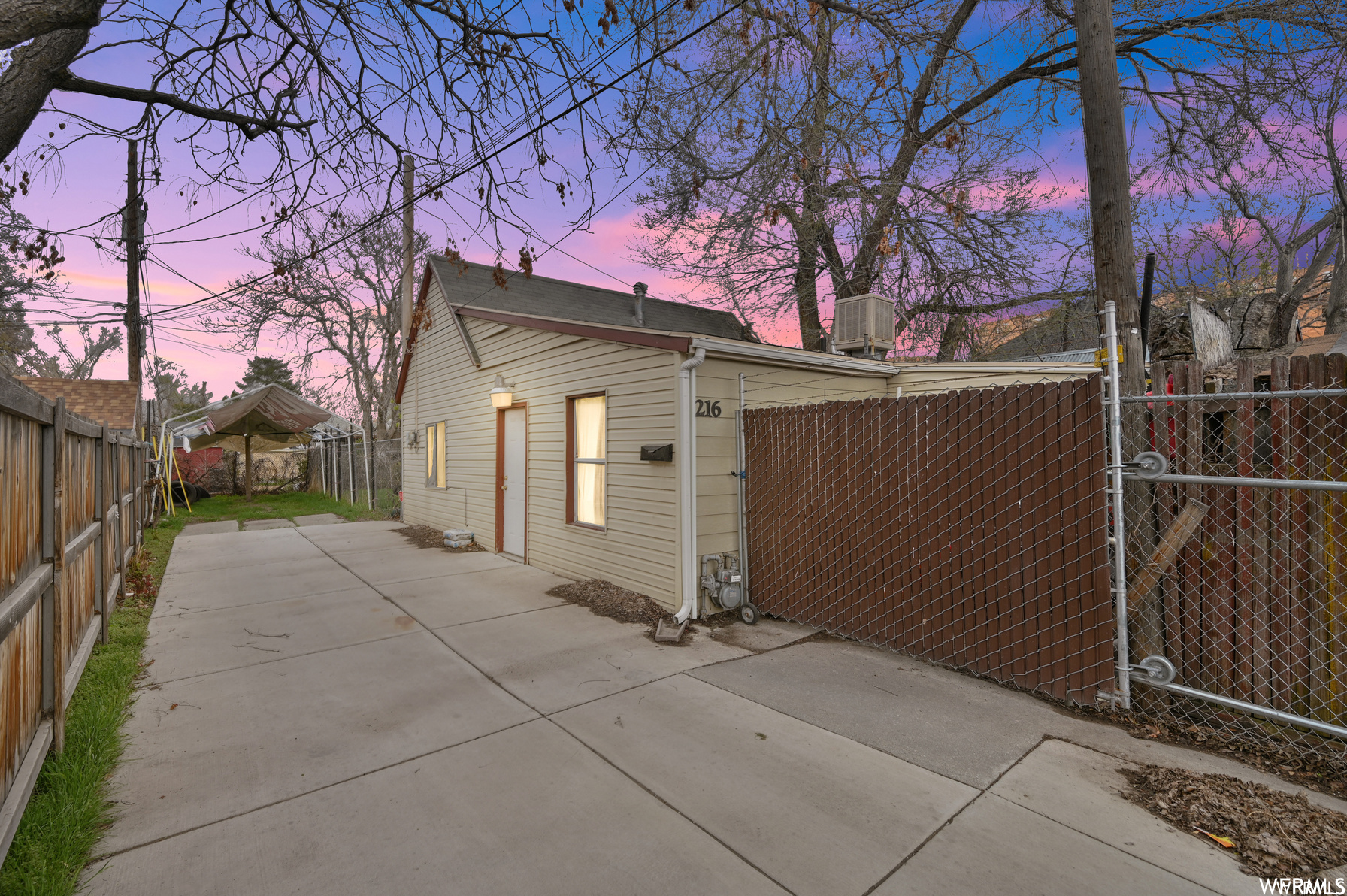 Home For Sale 216 N 900 W, Salt Lake City UT 84116 Homie
