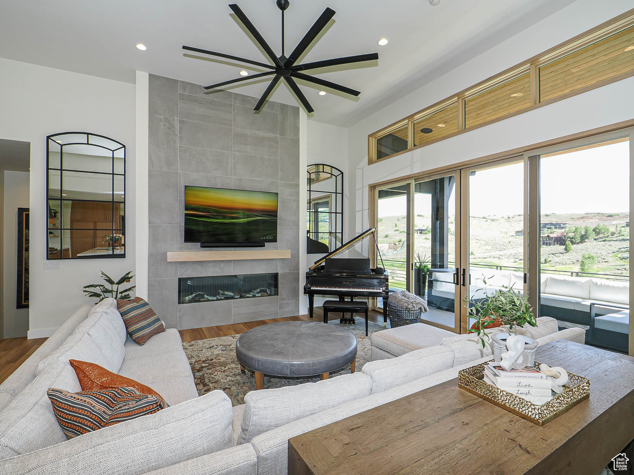 TUHAYE - Residential