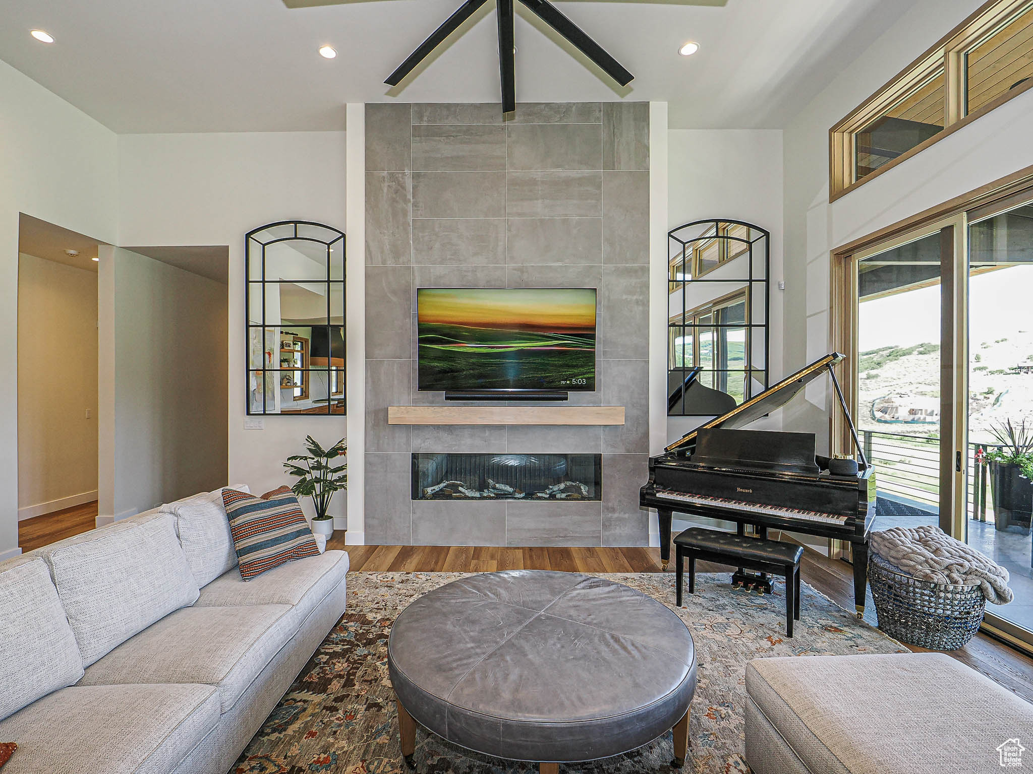 TUHAYE - Residential